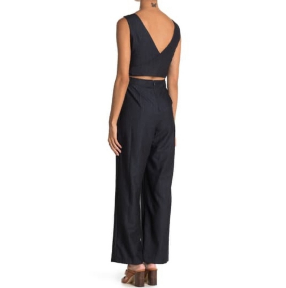 NWT Calvin Klein V Neck Open Back Jumpsuit